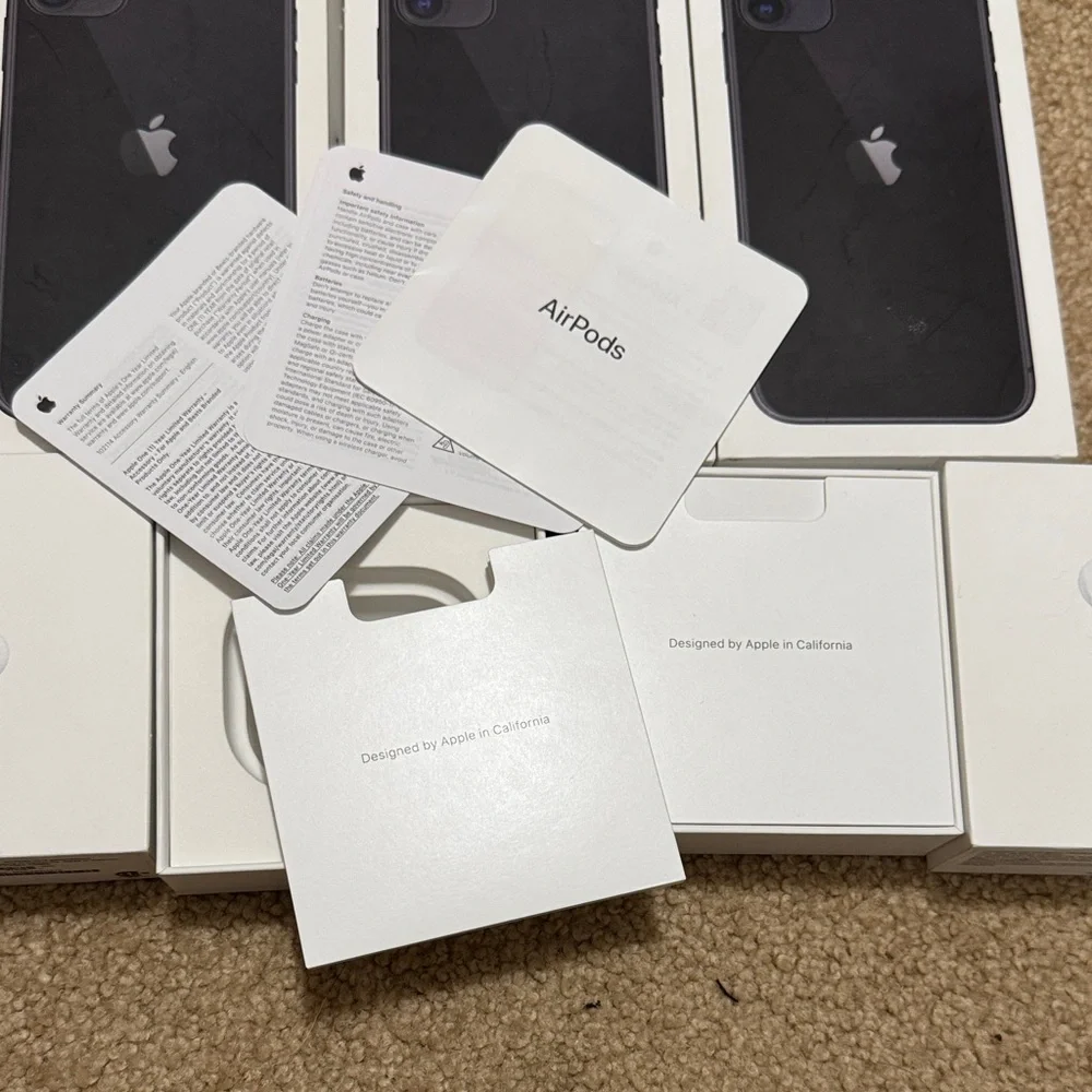 Apple iPhone and AirPods Bundle - Black